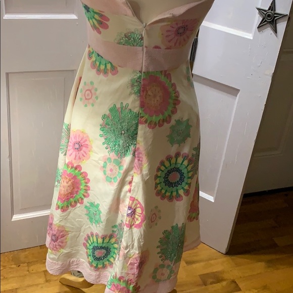 Molly New York Dress - Picture 4 of 5